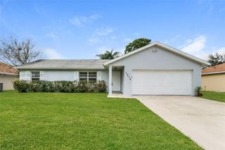1274 SW Byron St, Port St. Lucie, FL 34983