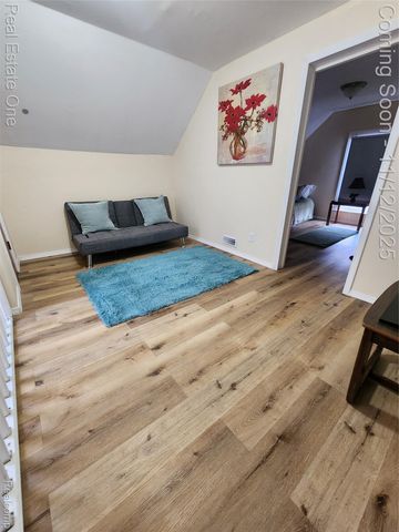 1128 Hickory Street, Lansing, MI 48912