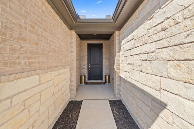 4009 Milano River RD, Hutto, TX 78634