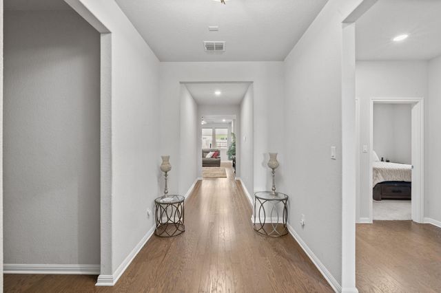 4009 Milano River RD, Hutto, TX 78634