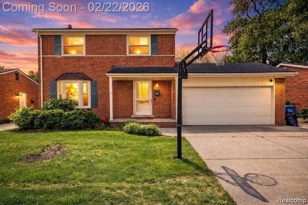 4772 Marian Avenue, Warren, MI 48092