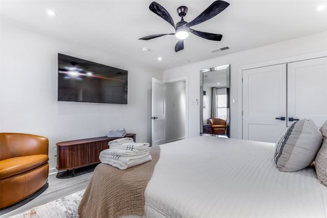 2228 Colony Court, Dallas, TX 75235