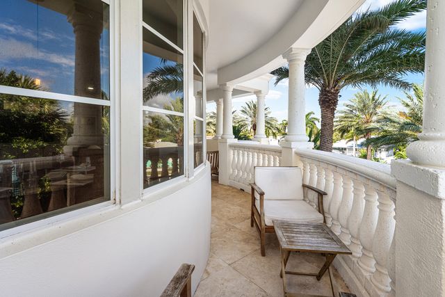 155 S Ocean Avenue 305, Palm Beach Shores, FL 33404