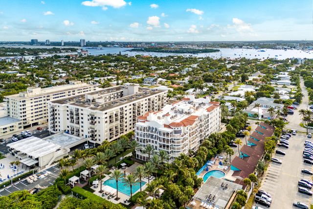 155 S Ocean Avenue 305, Palm Beach Shores, FL 33404