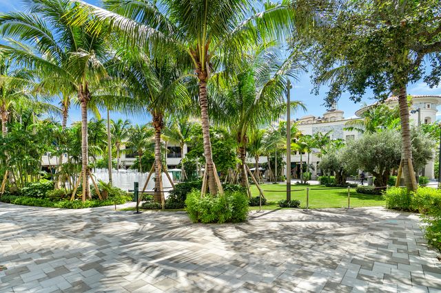 155 S Ocean Avenue 305, Palm Beach Shores, FL 33404