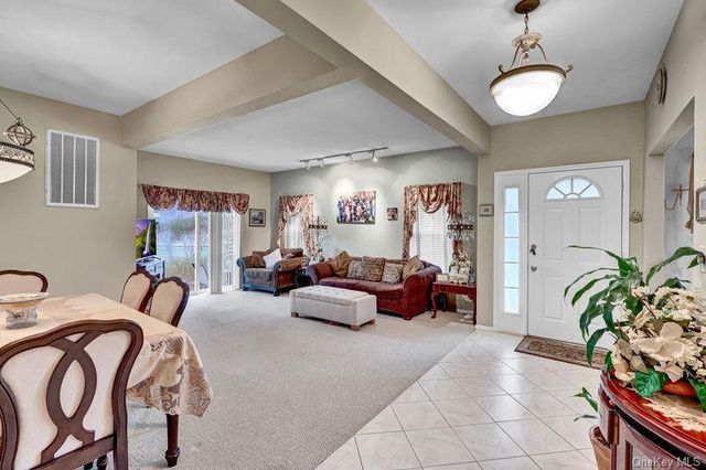 51 Deer Valley Drive, Nesconset, NY 11767