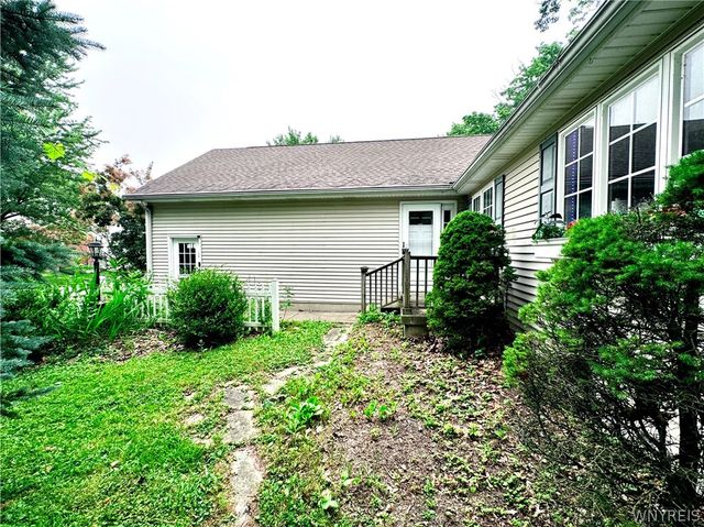 4955 Seneca Street, West Seneca, NY 14224