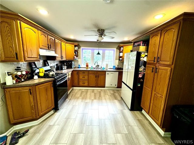 4955 Seneca Street, West Seneca, NY 14224