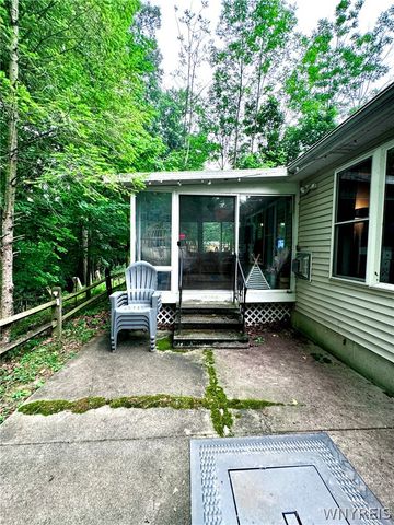 4955 Seneca Street, West Seneca, NY 14224