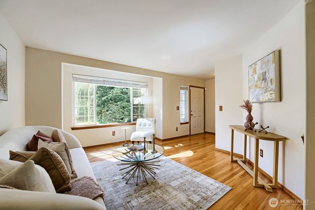 11831 SE 206th Street, Kent, WA 98031