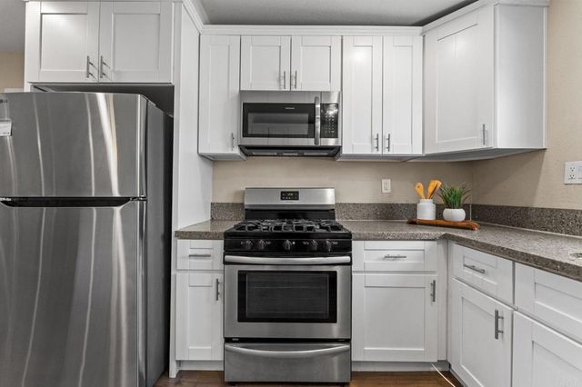 8820 Ellenwood Circle, Spring Valley, CA 91977
