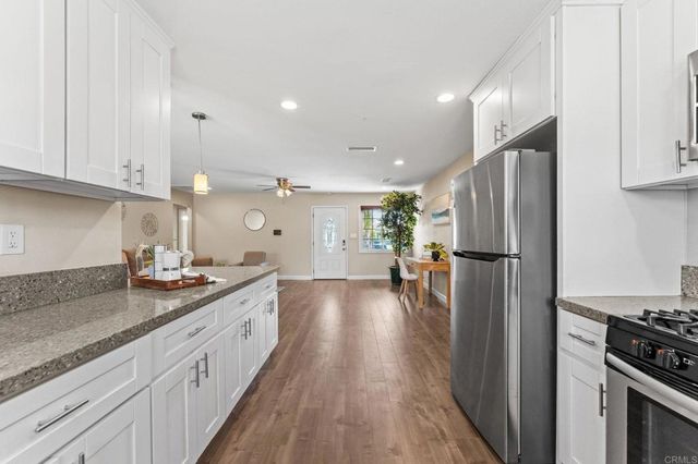 8820 Ellenwood Circle, Spring Valley, CA 91977