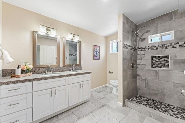 8820 Ellenwood Circle, Spring Valley, CA 91977