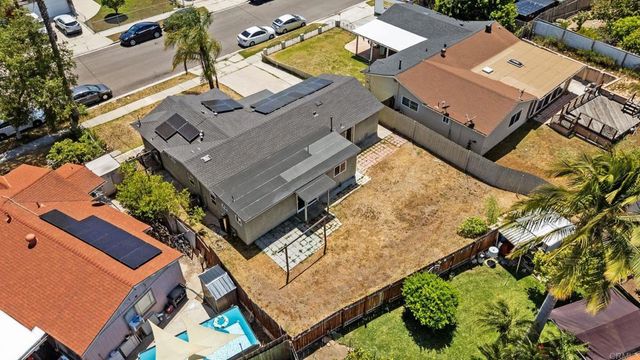 8820 Ellenwood Circle, Spring Valley, CA 91977