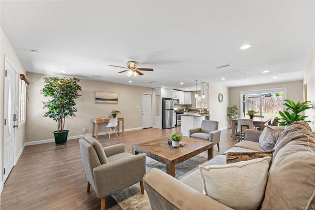 8820 Ellenwood Circle, Spring Valley, CA 91977