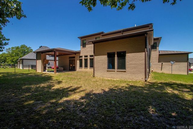 6736 Hilo Avenue, Benton, AR 72019
