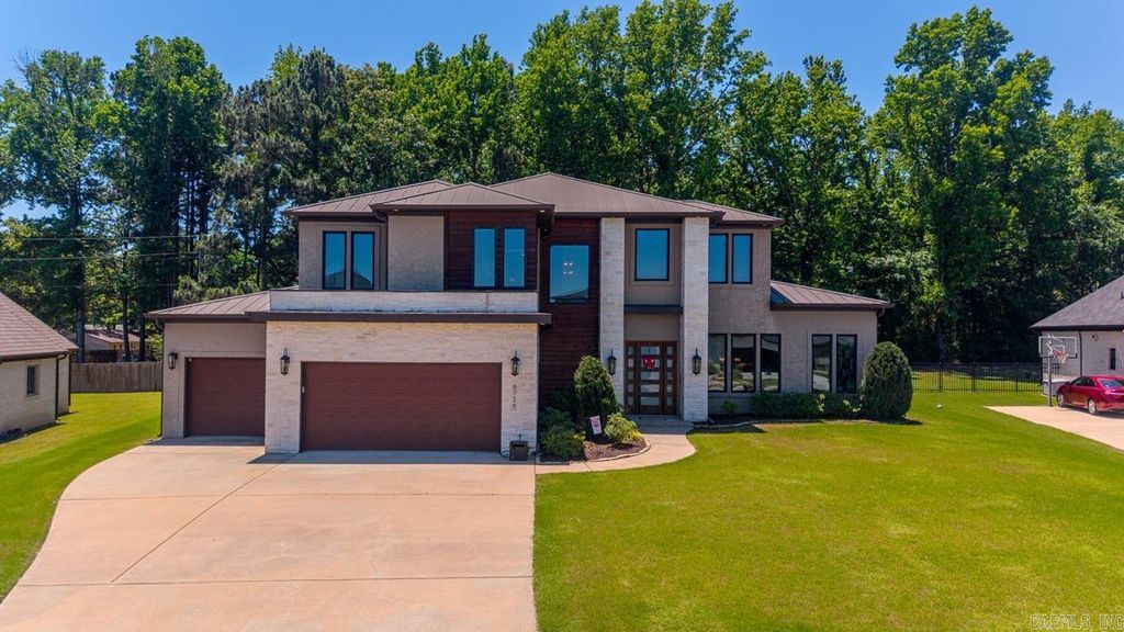 6736 Hilo Avenue, Benton, AR 72019