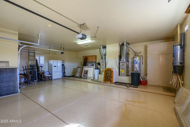 19973 N HALF MOON Drive, Surprise, AZ 85374