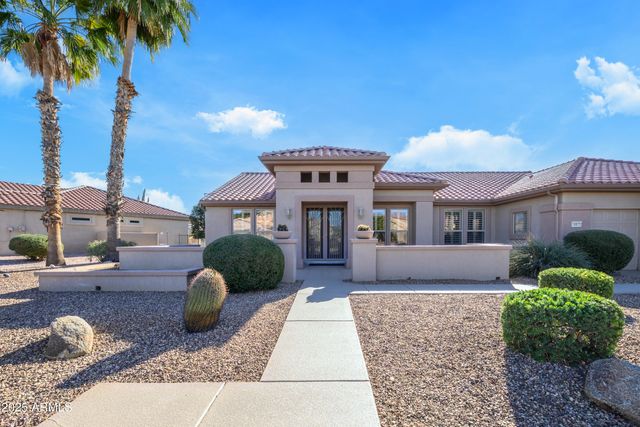19973 N HALF MOON Drive, Surprise, AZ 85374