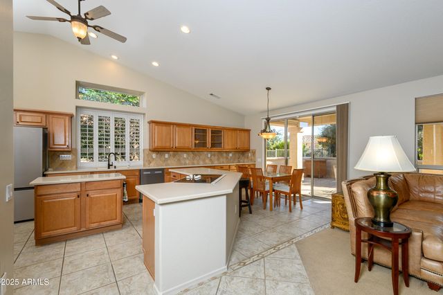 19973 N HALF MOON Drive, Surprise, AZ 85374