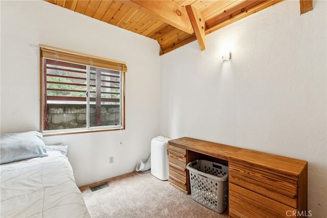26631 Valley View, Rimforest, CA 92378