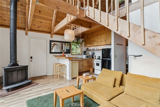 26631 Valley View, Rimforest, CA 92378