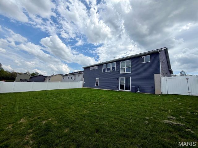 360 Birchwood Drive, Moscow Mills, MO 63362