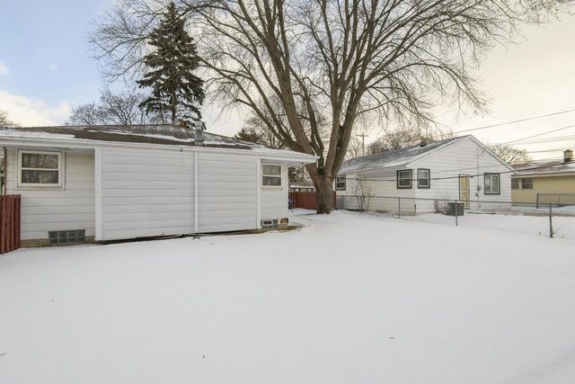 4701 W Brentwood AVENUE, Milwaukee, WI 53223