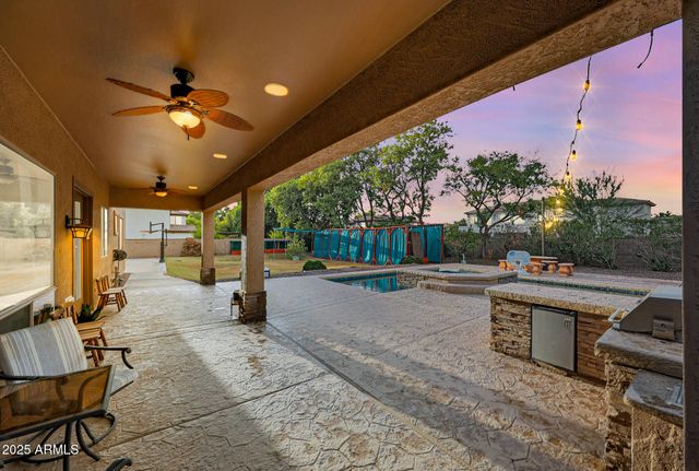 1930 E SAGITTARIUS Place, Chandler, AZ 85249