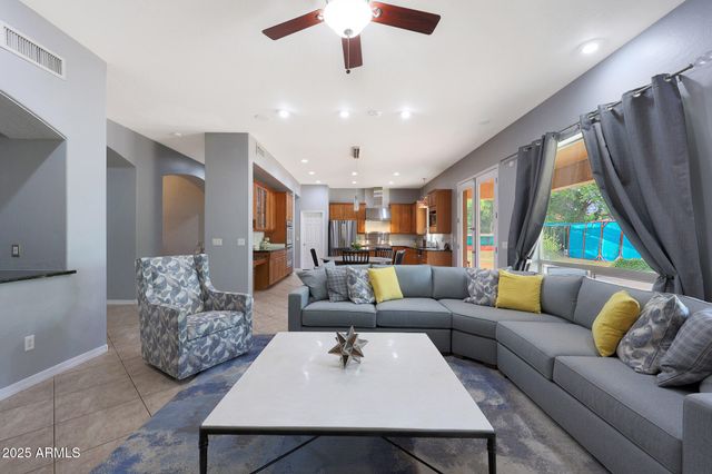 1930 E SAGITTARIUS Place, Chandler, AZ 85249