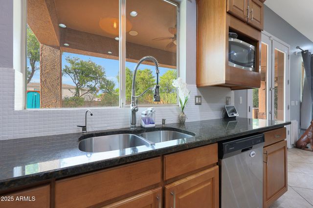 1930 E SAGITTARIUS Place, Chandler, AZ 85249