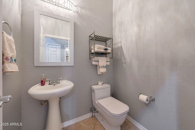 1930 E SAGITTARIUS Place, Chandler, AZ 85249