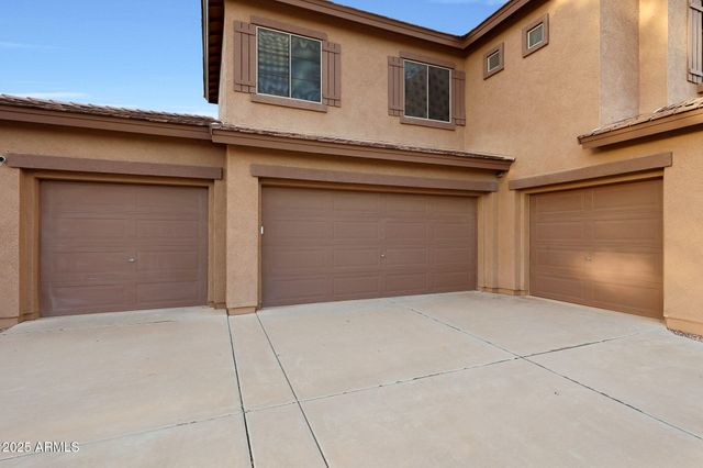 1930 E SAGITTARIUS Place, Chandler, AZ 85249