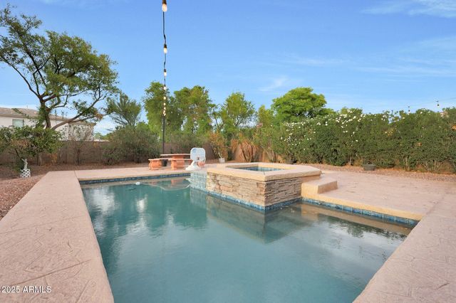 1930 E SAGITTARIUS Place, Chandler, AZ 85249