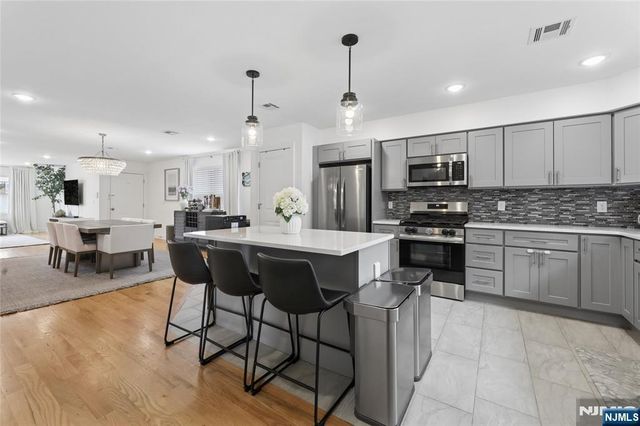518 8th Street, Lyndhurst, NJ 07071