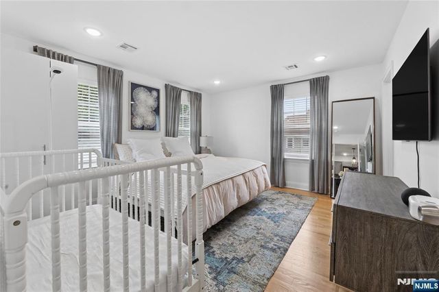 518 8th Street, Lyndhurst, NJ 07071