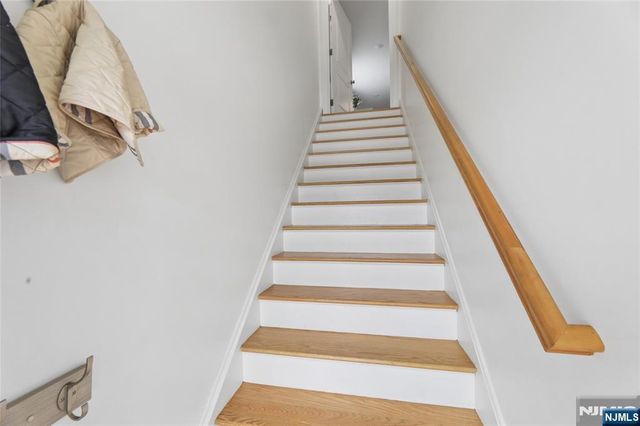 518 8th Street, Lyndhurst, NJ 07071