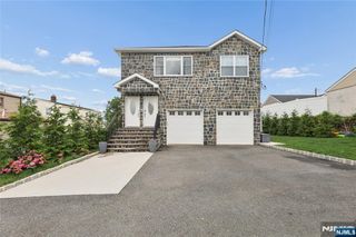 518 8th Street, Lyndhurst, NJ 07071