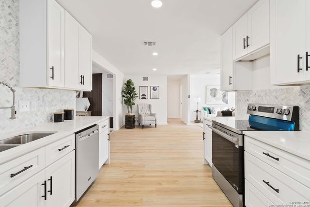 207 Tammy, San Antonio, TX 78216