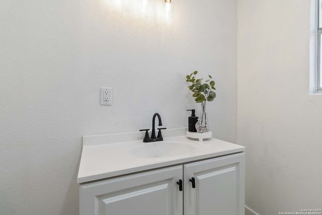 207 Tammy, San Antonio, TX 78216