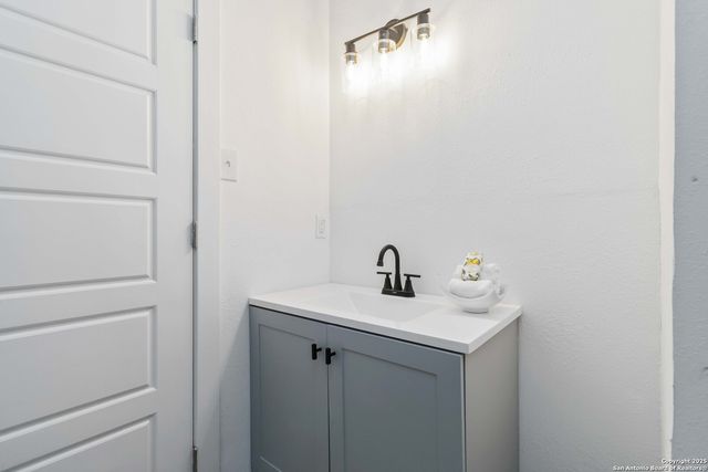 207 Tammy, San Antonio, TX 78216