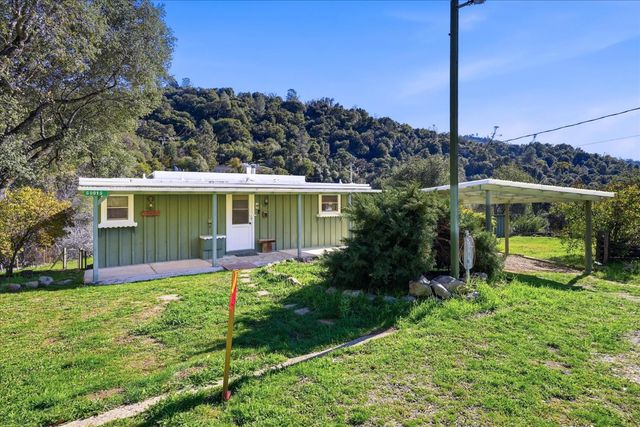 50015 Lilac Lane, Oakhurst, CA 93644