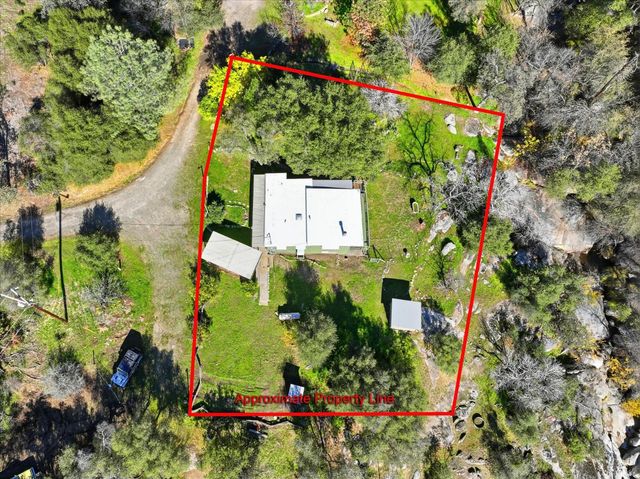 50015 Lilac Lane, Oakhurst, CA 93644