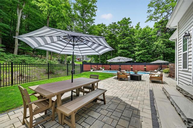 220 Bay View Avenue, Cornwall On Hudson, NY 12520