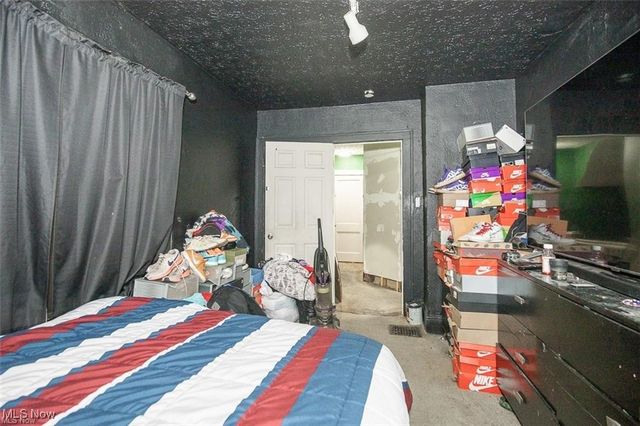 13407 Third Avenue, East Cleveland, OH 44112