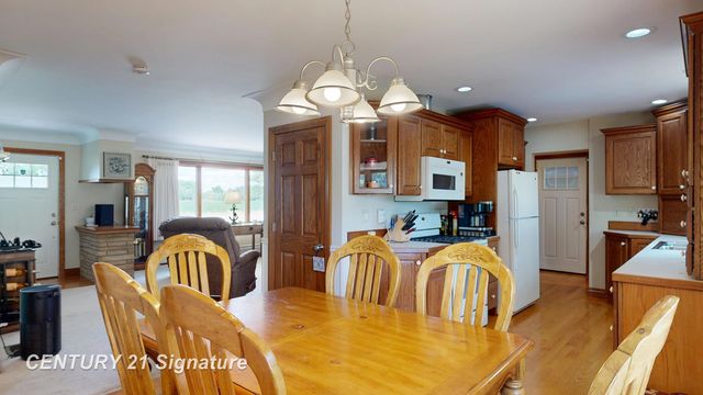 455 S Vernon Road, Venice Twp, MI 48817