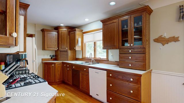 455 S Vernon Road, Venice Twp, MI 48817