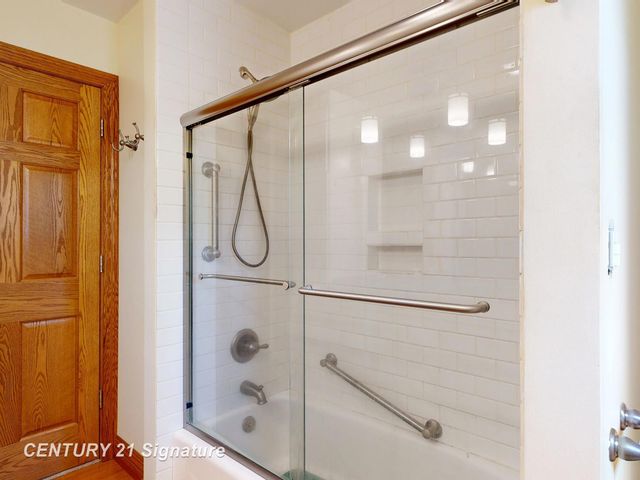 455 S Vernon Road, Venice Twp, MI 48817