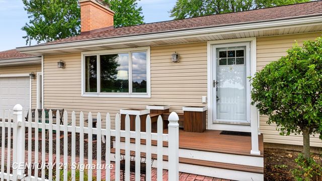455 S Vernon Road, Venice Twp, MI 48817