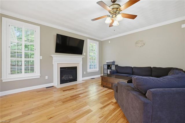 13366 Country Walk CIR, Carrollton, VA 23314